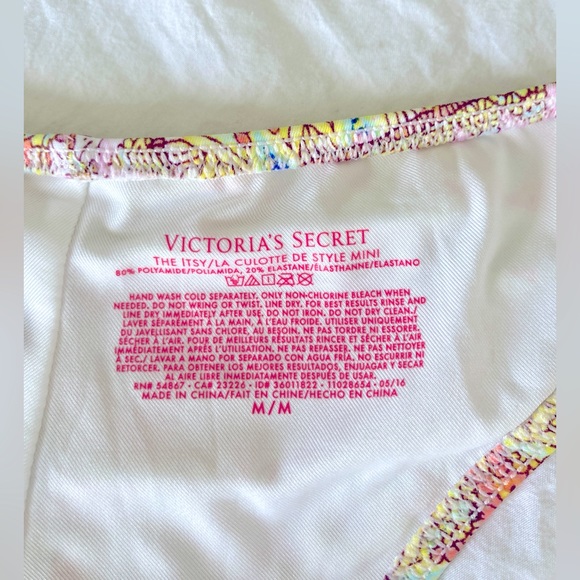 Victoria’s Secret Bikini set Boho Floral Size Medium, with ruffle top, Like new - Picture 11 of 11